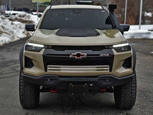 Used 2024 Chevrolet Colorado ZR2 w/ ZR2 Bison Edition image 8