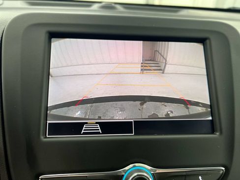 Used 2024 Chevrolet Equinox LT AWD/4WD image 15