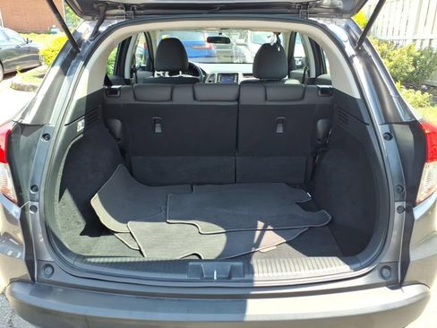 Used 2022 Honda HR-V LX image 13