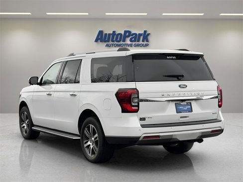 Used 2022 Ford Expedition Max Limited image 5