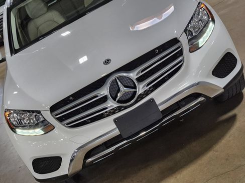 Used 2019 Mercedes-Benz GLC 300 image 19