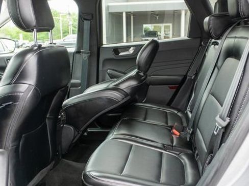Used 2024 Ford Escape Platinum AWD/4WD image 11