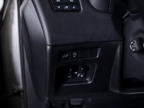 Used 2025 Lexus LX 600 F Sport image 39