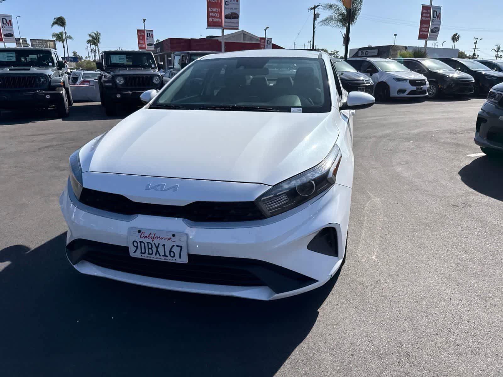 Used 2023 Kia Forte LXS FWD image 2
