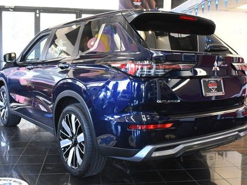 New 2026 Mitsubishi Outlander SE AWD/4WD image 15