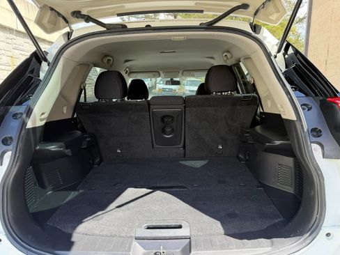 Used 2017 Nissan Rogue S AWD/4WD image 34