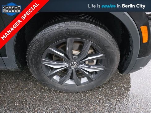 Used 2024 Volkswagen Tiguan SE image 13