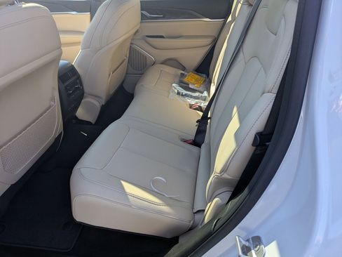 New 2026 Jeep Grand Cherokee Limited image 26