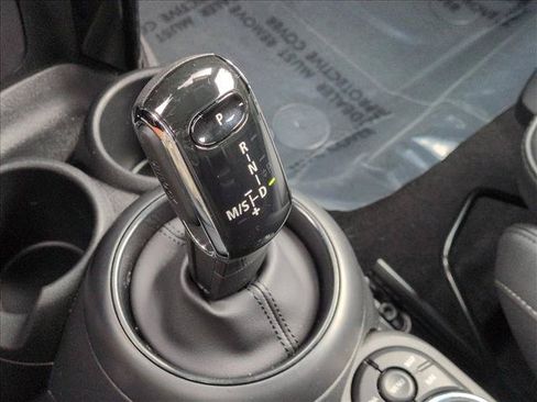 Used 2024 MINI Cooper S FWD image 12