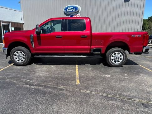 Used 2023 Ford F250 XLT w/ Snow Plow Prep Package AWD/4WD image 9
