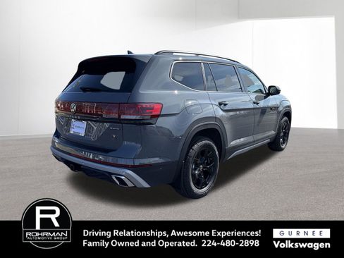 New 2026 Volkswagen Atlas Peak Edition AWD/4WD image 9