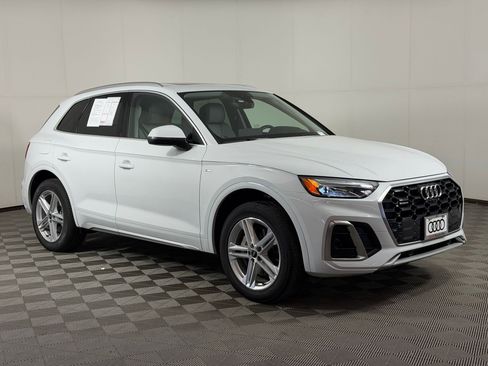 Certified 2023 Audi Q5 e Premium Plus w/ Premium Plus Package AWD/4WD image 7