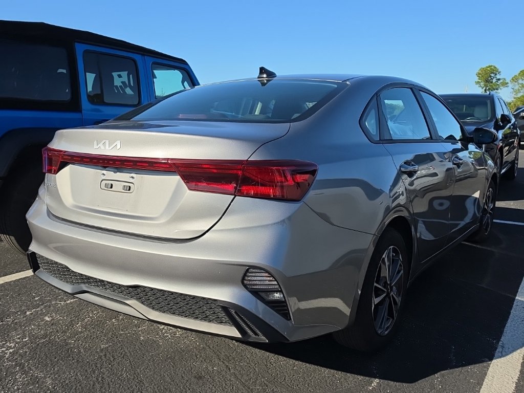 Certified 2024 Kia Forte LXS FWD image 17