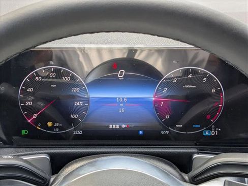 New 2025 Mercedes-Benz GLB 250 4MATIC image 10