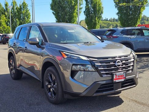 New 2026 Nissan Rogue SV AWD/4WD image 3