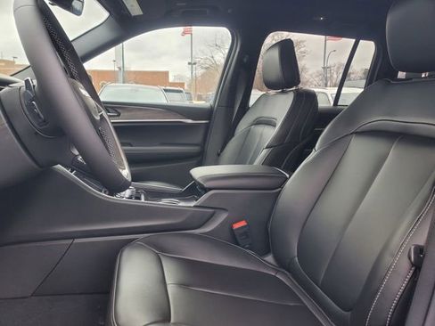 New 2026 Jeep Grand Cherokee Limited image 10