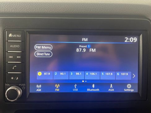 Used 2019 Nissan NV 3500 S image 20