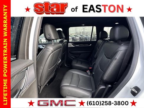 Used 2022 Cadillac XT6 Sport image 18