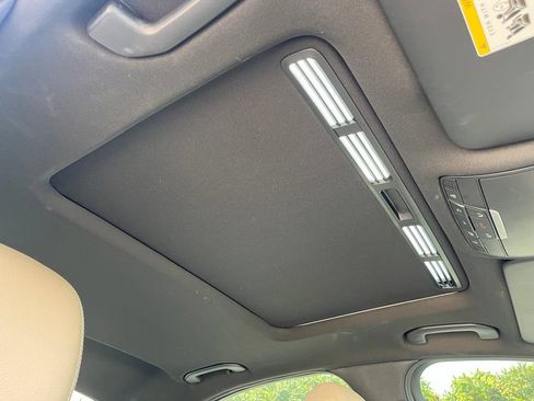 Used 2018 Mercedes-Benz C 300 4MATIC Sedan image 31