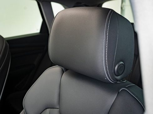 Certified 2024 Audi Q5 2.0T Premium w/ Convenience Package image 22