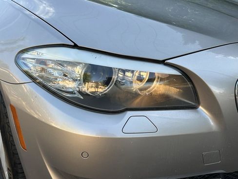 Used 2011 BMW 528i Sedan RWD image 50