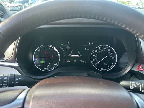 Used 2022 Toyota Sienna Platinum image 12