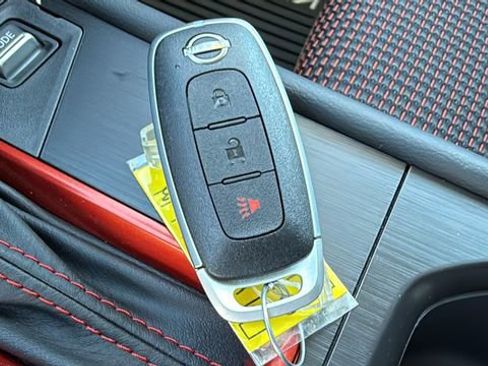 New 2025 Nissan Kicks SR image 29