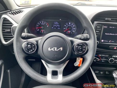 Used 2022 Kia Soul LX w/ Technology Package FWD image 15