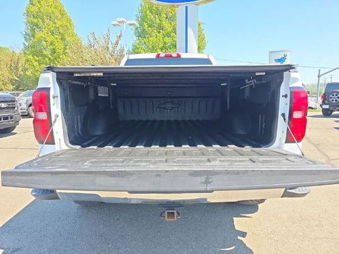 Used 2017 Chevrolet Silverado 1500 LT AWD/4WD image 15