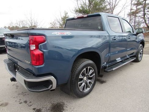 Used 2024 Chevrolet Silverado 1500 LT image 8