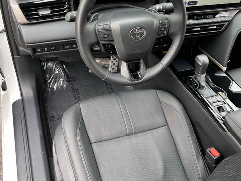 Used 2025 Toyota Camry XSE image 27