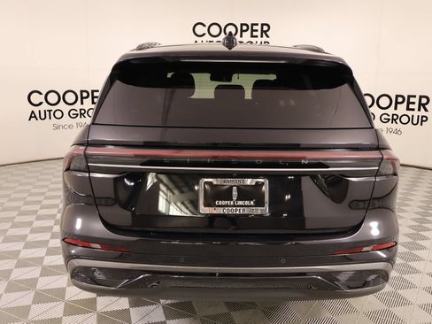 Used 2025 Lincoln Nautilus Reserve w/ Jet Appearance Package AWD/4WD image 24