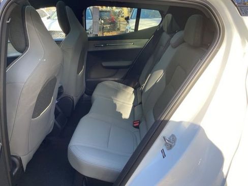 New 2025 Volvo EX30 Plus w/ Climate Package image 14