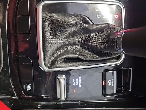 Used 2025 Jeep Compass Limited AWD/4WD image 28