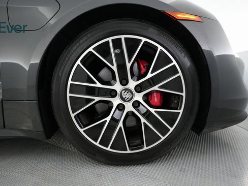 Used 2021 Porsche Taycan 4S image 20