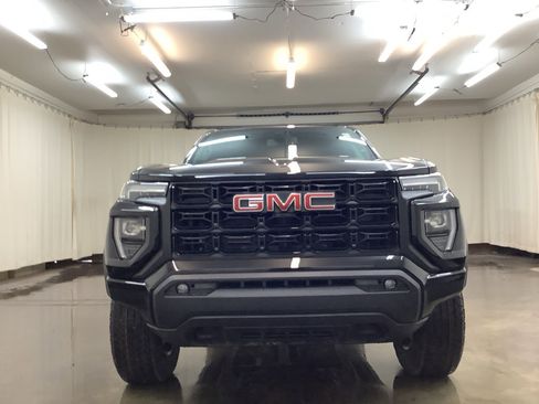 New 2026 GMC Canyon Elevation w/ Convenience Package RWD image 11