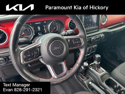 Used 2019 Jeep Wrangler Unlimited Rubicon w/ Cold Weather Group AWD/4WD image 22