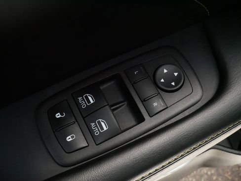 Used 2023 Dodge Challenger R/T Scat Pack RWD image 19