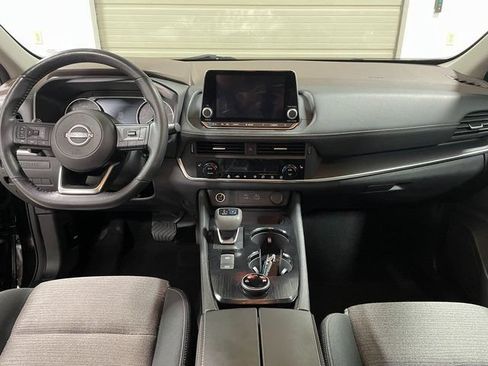 Used 2022 Nissan Rogue S AWD/4WD image 14