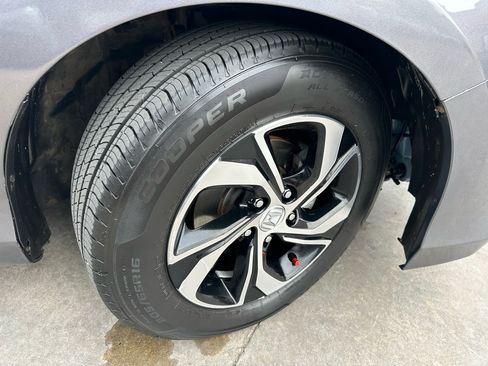 Used 2017 Honda Accord LX image 54