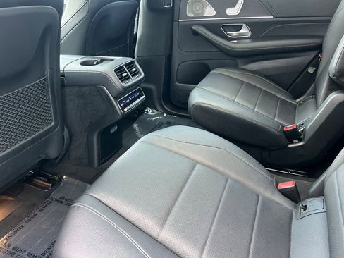Used 2022 Mercedes-Benz GLS 450 GLS 450 image 28