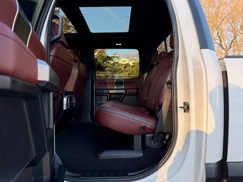 Used 2019 Ford F350 Platinum w/ Platinum Ultimate Package image 13