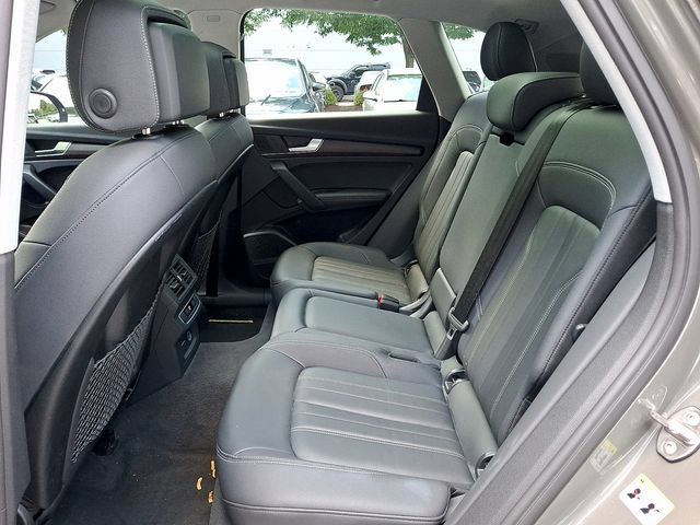 Used 2023 Audi Q5 2.0T Premium Plus w/ Premium Plus Package AWD/4WD image 10
