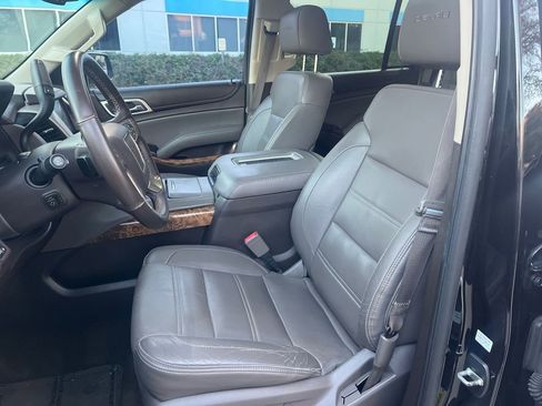 Used 2015 GMC Yukon Denali w/ Premium Package image 15