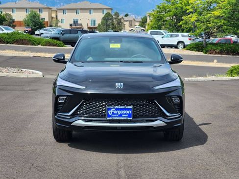 New 2025 Buick Envista Avenir image 5