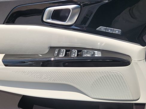 Used 2024 Kia Carnival SX FWD image 25