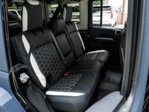 Used 2025 Jeep Wrangler Unlimited Rubicon 392 image 63