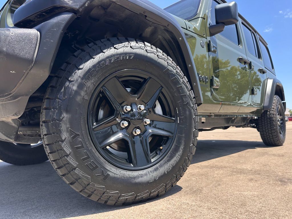 Used 2022 Jeep Wrangler Unlimited Sport AWD/4WD image 7