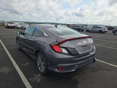 Used 2019 Honda Civic EX image 4