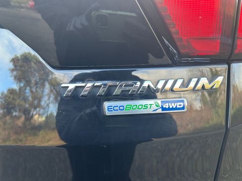 Used 2019 Ford Escape Titanium image 31